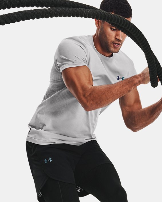 Men's UA RUSH™ Seamless Short Sleeve in Gray image number 0